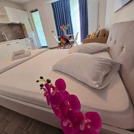 Apartament Horizon Azizi - Pool & Năvodari